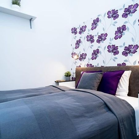 Modern Intimate Studio In The Center Budapest Exterior foto