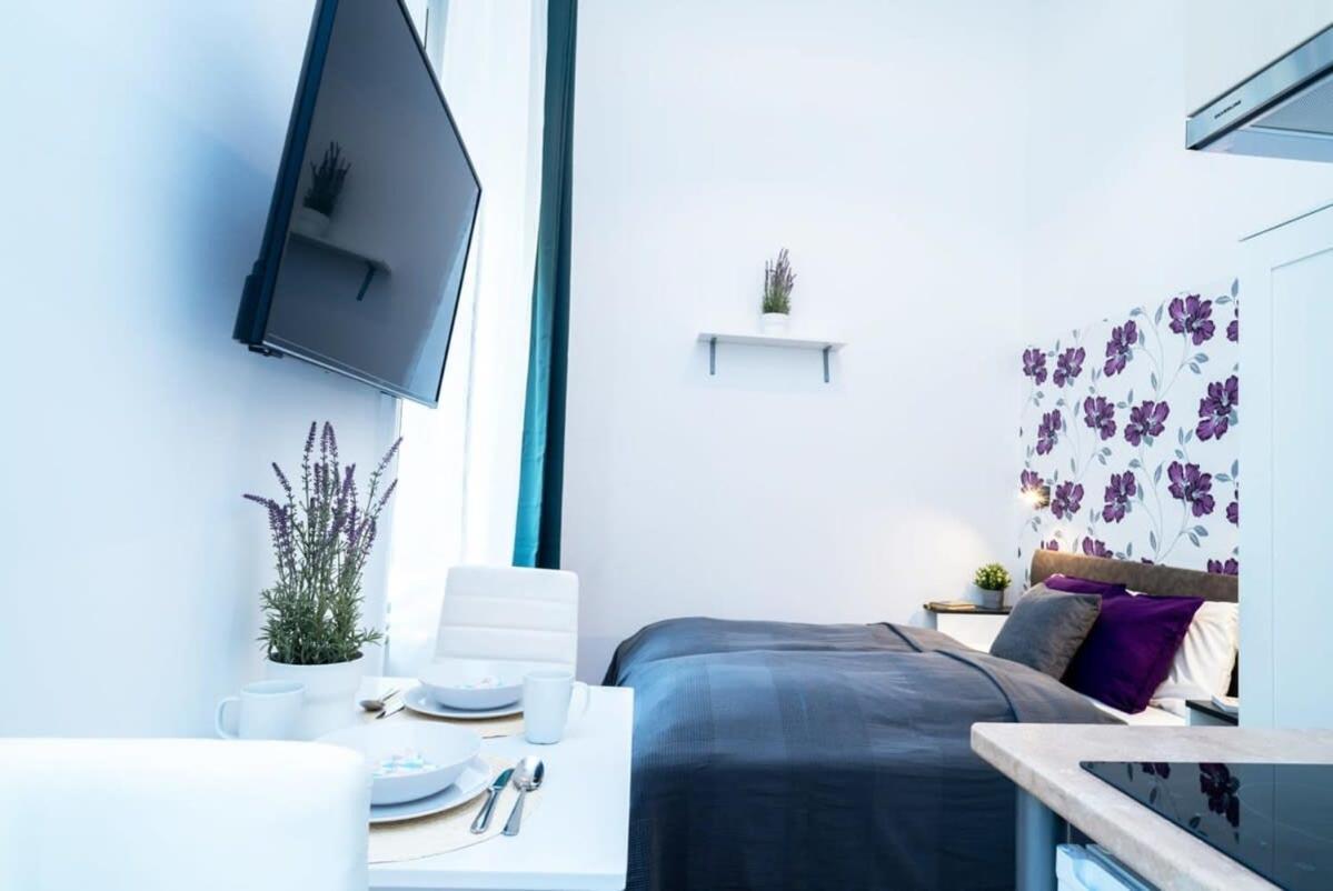 Modern Intimate Studio In The Center Budapest Exterior foto